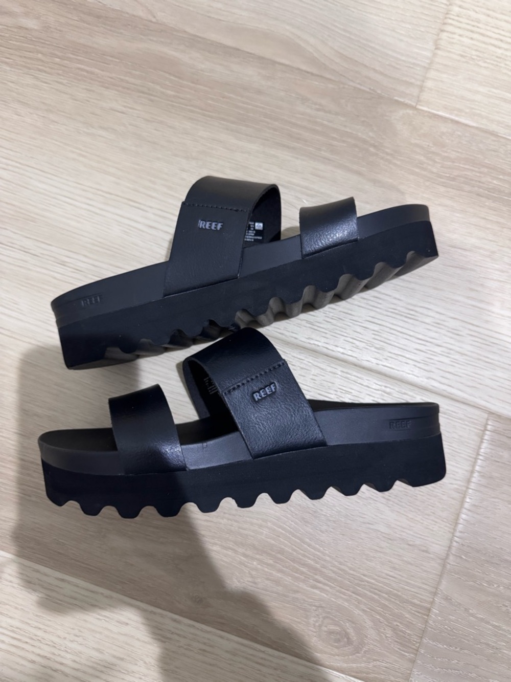 Reef Black Double-Strap Platform Slides